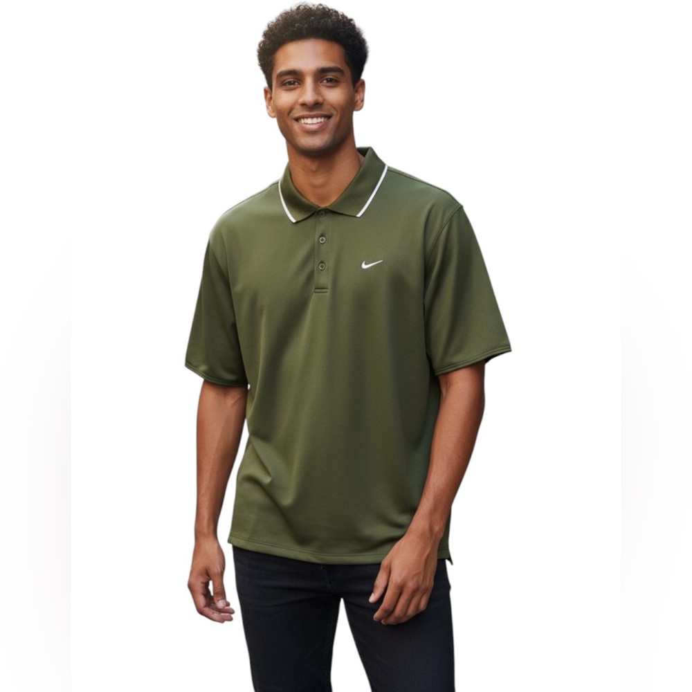 Nike Fit-Dry. Men’s Large.  Pre-Owned in Excellent